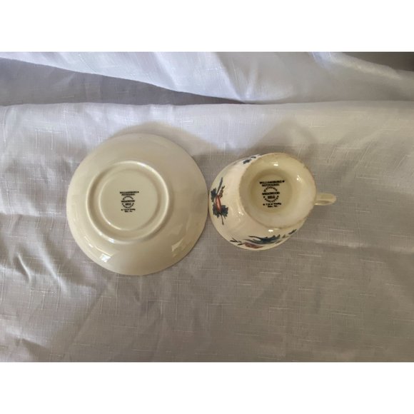 Wedgwood Williamsburg Potpourri Footed Tea Cup with Saucer - Picture 10 of 10